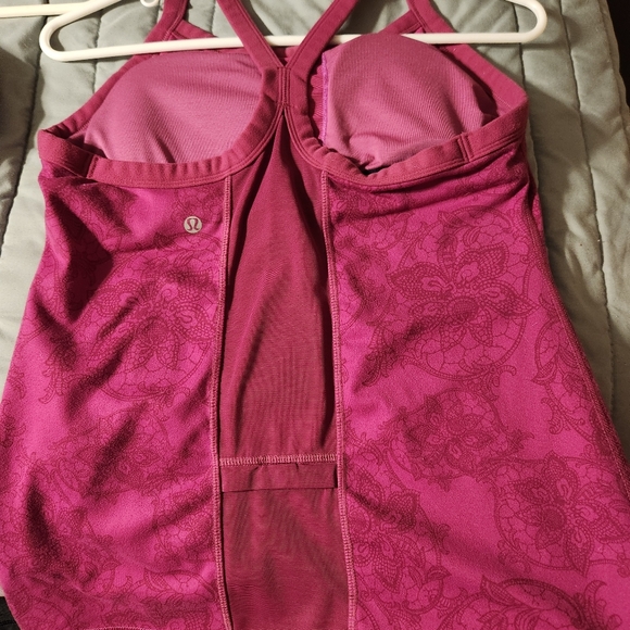 Lululemon tank top - Picture 2 of 2